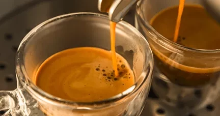 Профессиональные автоматические кофемашины для кафе – делаем выбор